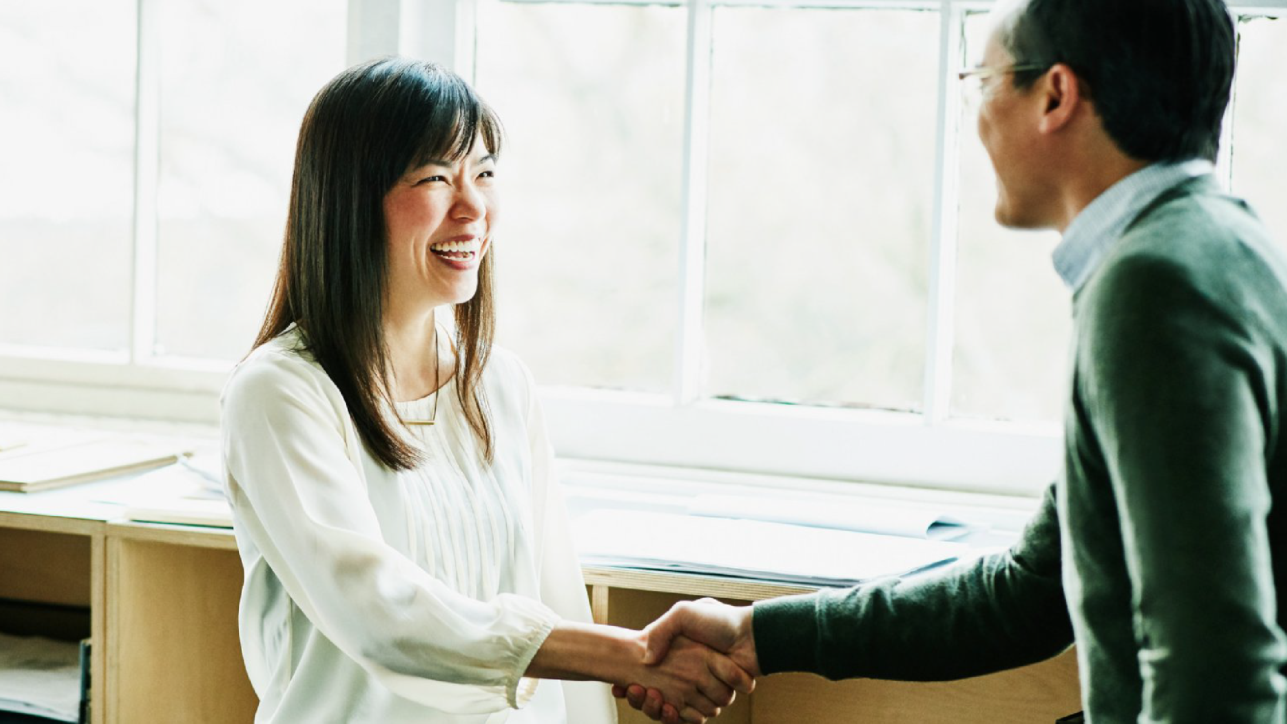 8 Ways to Stand Out for That Ideal Job Without a Stellar Resume