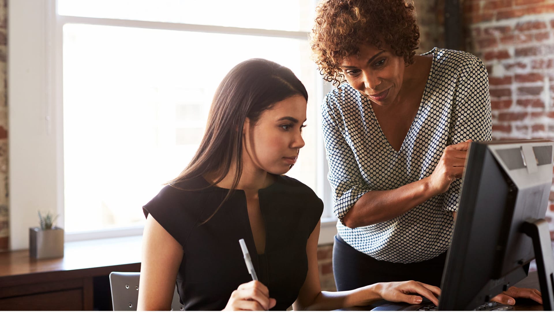 4 Tips on Successfully Leading Interns This Summer