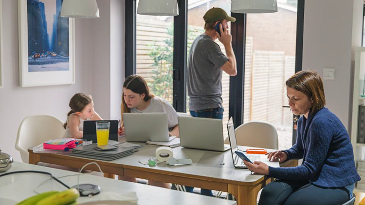 6 Easy Ways To Overcome Work From Home Distractions